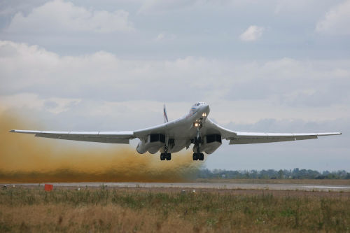 В Казани модернизировали два стратегических ракетоносца Ту-160