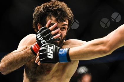 Магомедшарипова вызвали на поединок на «бойцовском острове» UFC