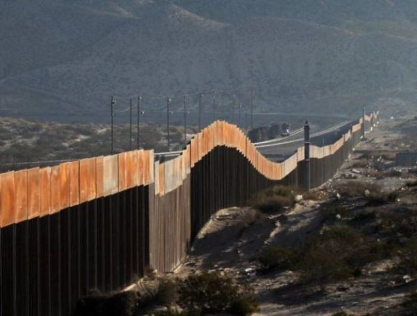 Строительство «Великой стены» против Мексики в приоритете – Россия на потом