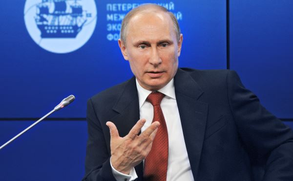 Путин проведет 11 мая совещание, на котором будет обсуждаться продление выходных